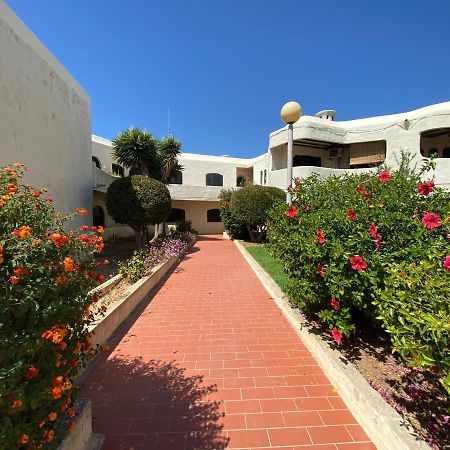 Peaceful & Spacious Apt With Parking & Queen Bed Carvoeiro  Exterior foto